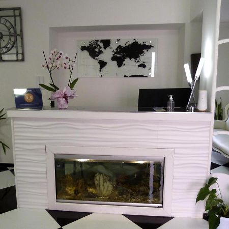Clelia'S Boutique Rooms & Suites Λα Μανταλένα Εξωτερικό φωτογραφία